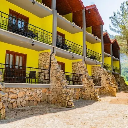 Goekbuek Serenity מלון דירות 3*