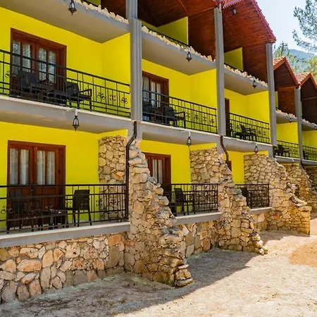 Goekbuek Serenity מלון דירות 3*