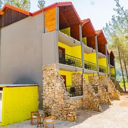 Goekbuek Serenity מלון דירות