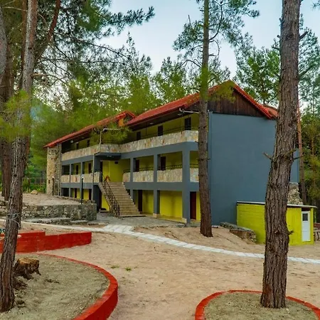 מלון דירות Goekbuek Serenity 3*