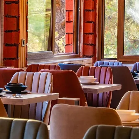 アパートホテル Goekbuek Serenity 3*