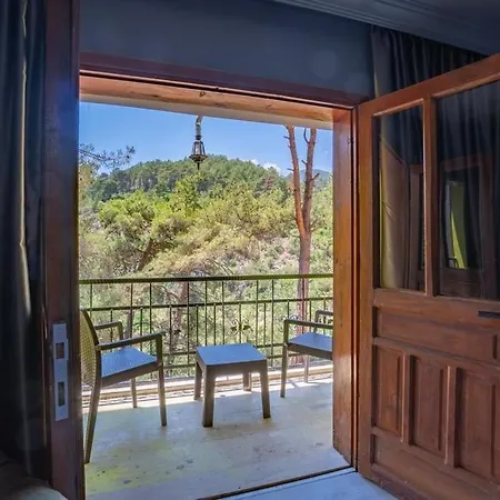 Hotel apartamentowy Goekbuek Serenity Gokbuk